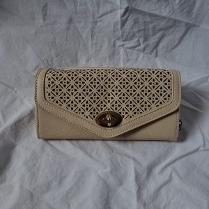 Vintage Wristlet Wallet